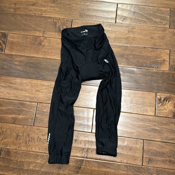 Excellent condition cycling leggings - Picture 3 of 4